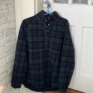 Vineyard Vines fleece pullover